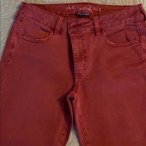 Maroon American Eagle jegging crop size 10